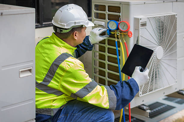 Professional Hvac technician working in Hartman, AR